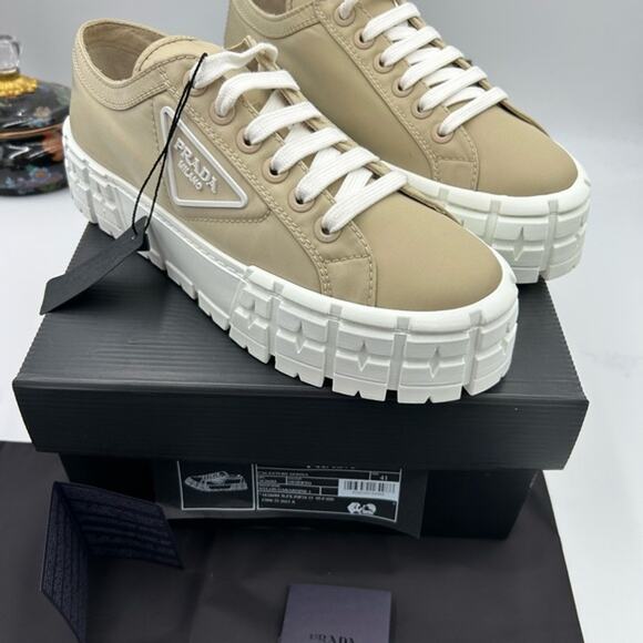 Women's Prada double wheel nylon gabardine sneakers, desert beige size 41 - Picture 11 of 16
